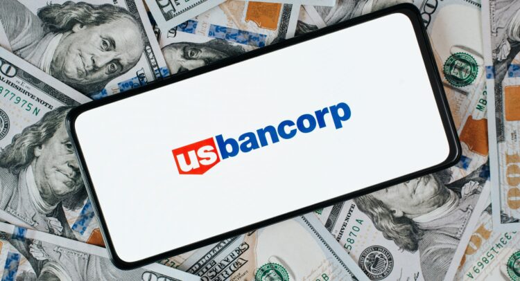 U.S. Bancorp (NYSE:USB) Downgraded due to Lack of Catalysts