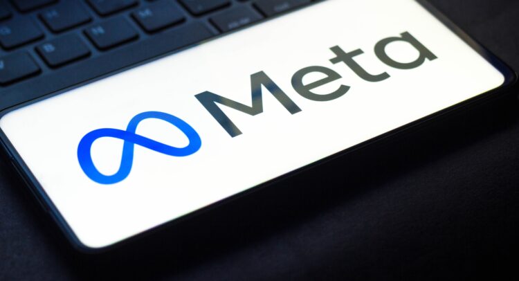 Meta Platforms (NASDAQ:META) планирует новую модель большого языка для приложений искусственного интеллекта