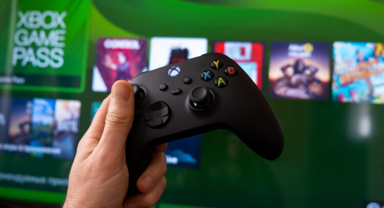 New Xbox Unlikely as Microsoft (MSFT) Gaming Chief Doesn't Feel Need for  Upgrade - Bloomberg