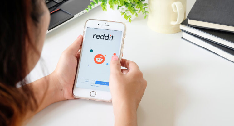 Reddit Plans to Offer IPO Shares to Its User Base