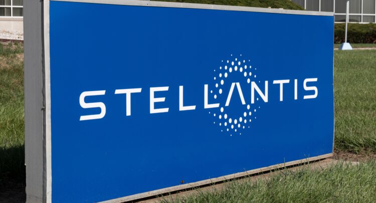 Акции Stellantis (NYSE:STLA): извлекут выгоду из проблем на рынке электромобилей