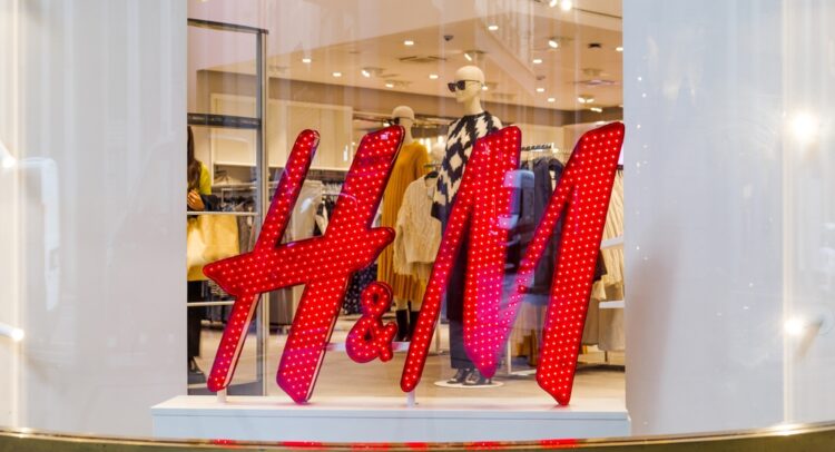 Hennes and clearance mauritz share price