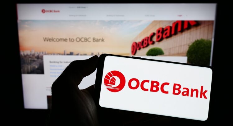 Singapore Stocks: OCBC Shares Slip on Earnings Miss, Weak Dividend