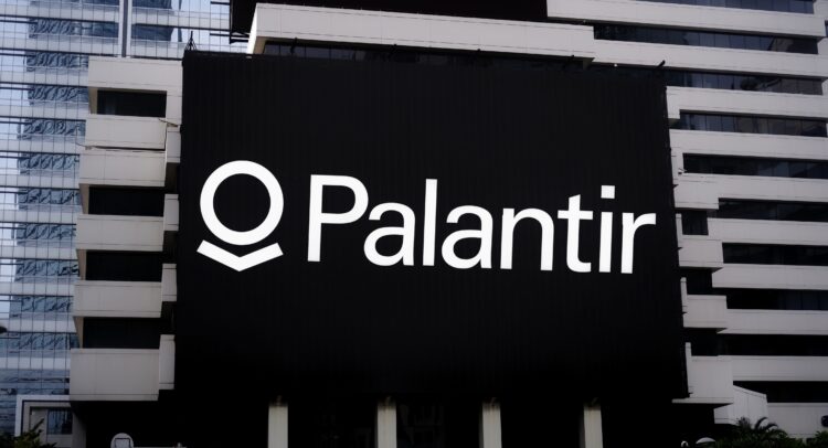 Акции Palantir (NYSE:PLTR) выросли после результатов прибыли в четвертом квартале