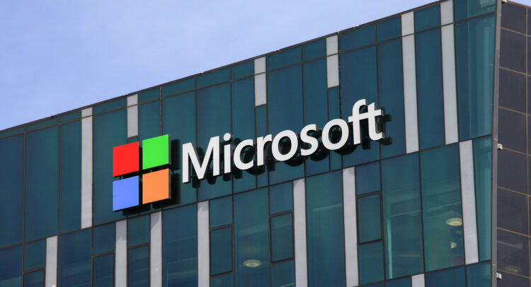Microsoft (NASDAQ:MSFT) Bolsters AI Prospects with Own Network Gear