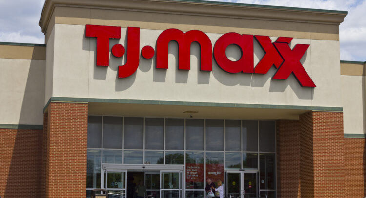 Доходы TJX: компании TJX публикуют хорошие результаты за четвертый квартал; Увеличение дивидендов на 13%