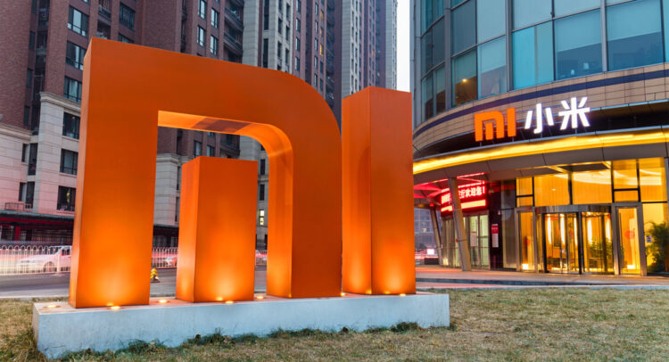 Hong Kong Stocks: Xiaomi’s Premium EV Push Leverages Existing Customers