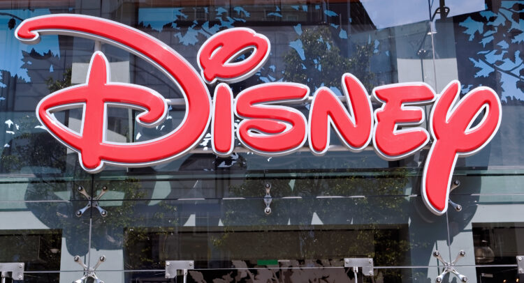 Битва за прокси Disney (NYSE:DIS) накаляется с усилением Айгера
