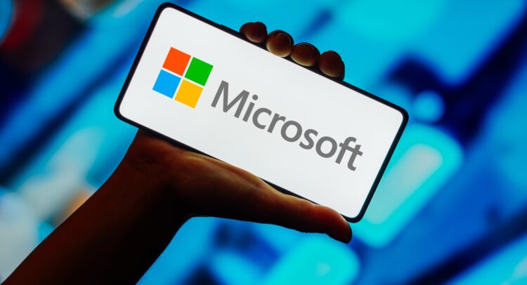 Представление новых партнеров не удерживает Microsoft (NASDAQ:MSFT) в плюсе