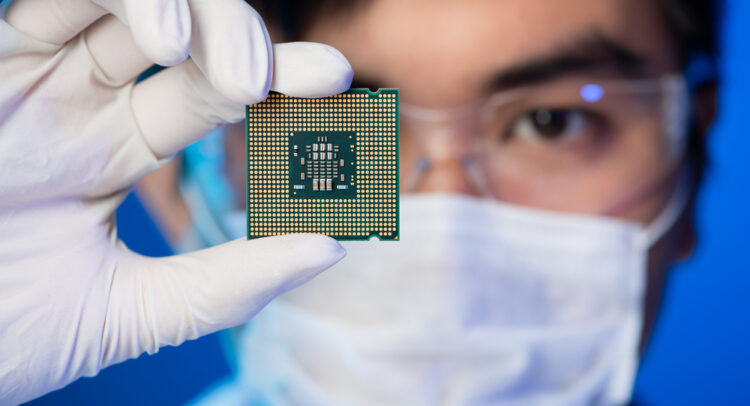 Intel (NASDAQ :INTC) Bypasses Export Restrictions; AMD Raises Concerns