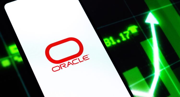 AI Propels Oracle Stock (NYCE:ORCL) Higher