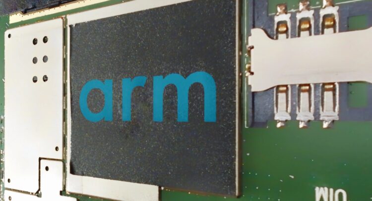 Могут ли акции Arm Holdings (NASDAQ:ARM) действительно оправдать свою оценку?