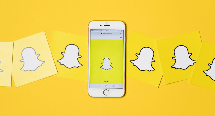 Snap Stock (NYSE:SNAP): Growth Trajectory Is Mixed after Recent Setbacks