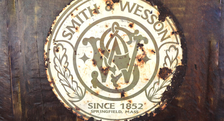 New Analyst Commentary Sends Smith & Wesson (NASDAQ:SWBI) Blasting Upward