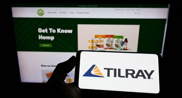 Акции последнего продукта Tilray (TSE:TLRY) резко выросли