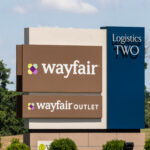 Wayfair (NYSE:W) Slips despite Morgan Stanley’s Bullish Rating