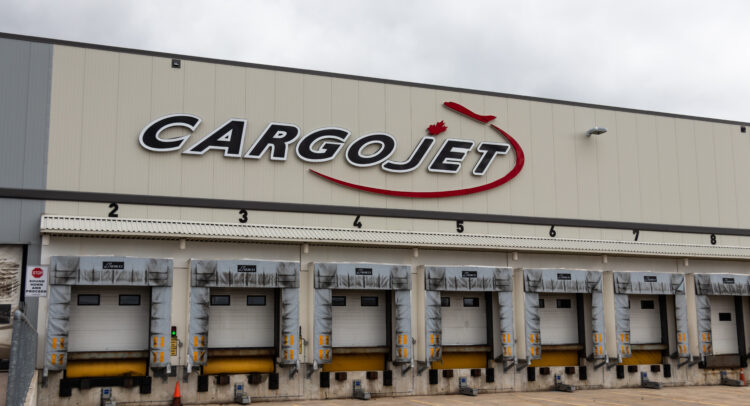 Cargojet (TSE:CJT) сообщает о прибыли и приросте акций