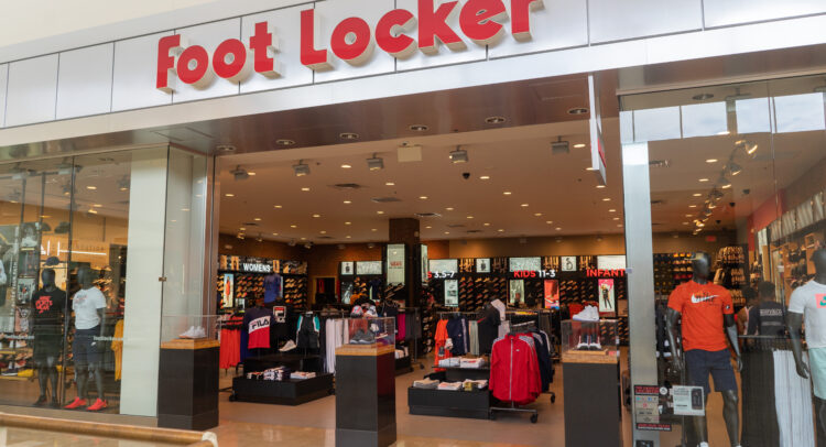 Компания Foot Locker (NYSE:FL) выросла благодаря концепции «магазина будущего»