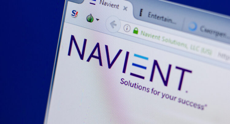 Feds Discover Student Loan Billing Errors, Navient (NASDAQ:NAVI) Takes Hit