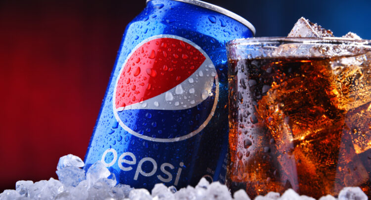 Доходы PEP: Pepsico демонстрирует сильные результаты в первом квартале