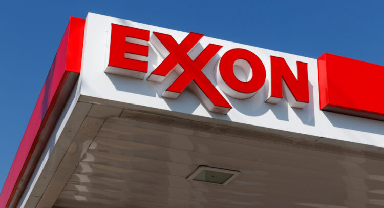 Прибыль XOM: Exxon снизился в первом квартале