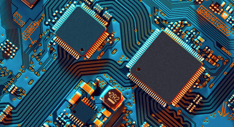 ON vs. INTC: Which Chip Stock Is the Better Buy?