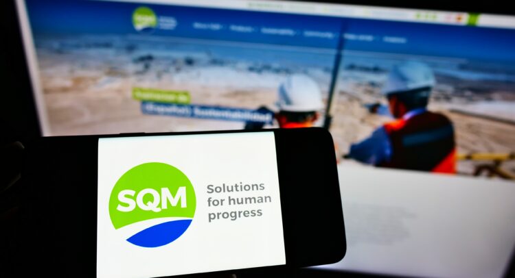 SQM Stock: Down 27%, Can This Dividend Giant Bounce Back?