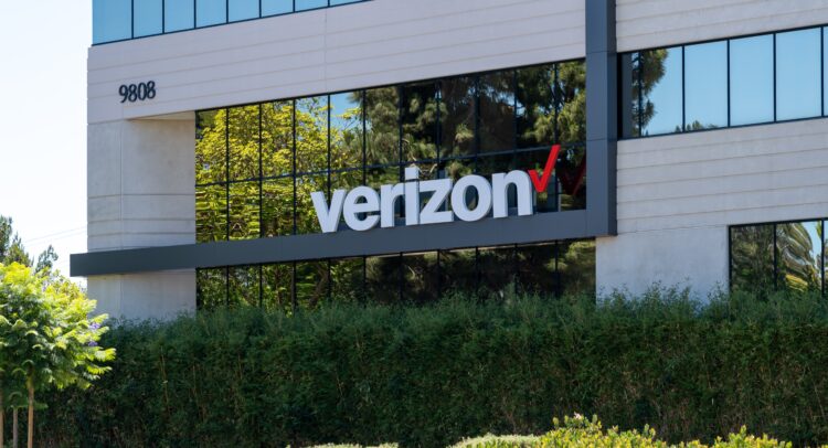 Verizon Stock (NYSE:VZ): The Dividend Remains Safe, For Now