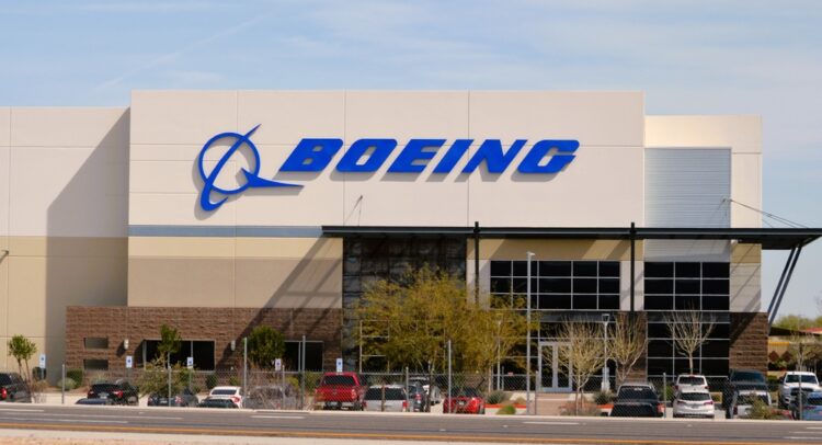 Прибыль Boeing (NYSE:BA) за первый квартал: снижение поставок вызывает беспокойство