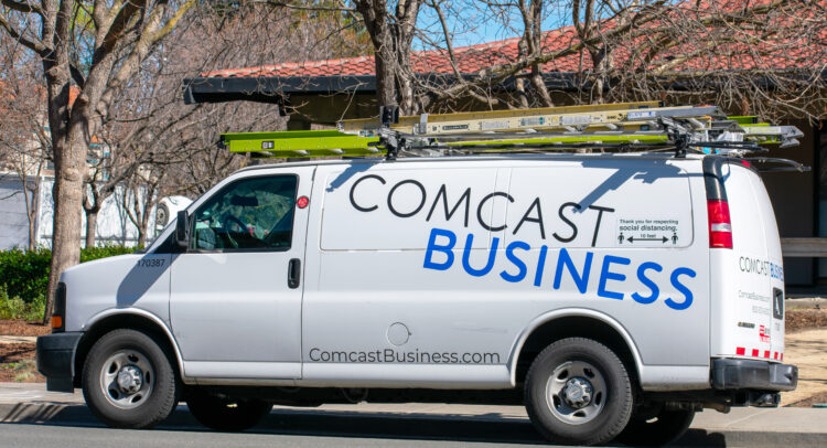 Comcast (NASDAQ:CMCSA) Notches Up on New Video Bundle Plan