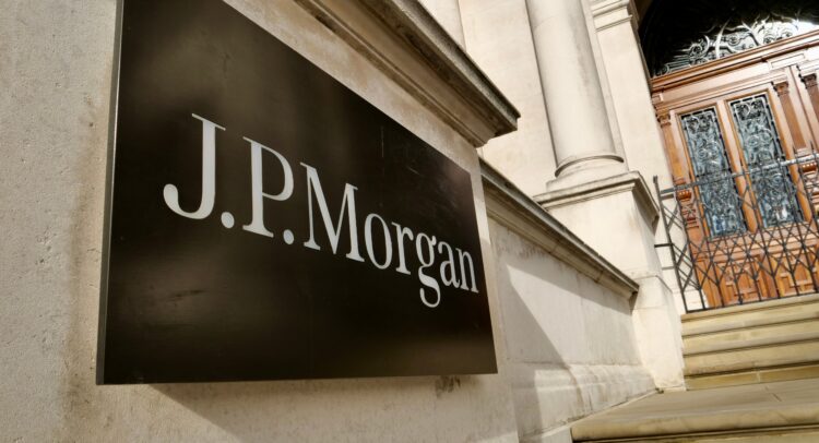 JPMorgan Chase (NYSE:JPM) Pulls Back on Asia, Shares Gain Slightly