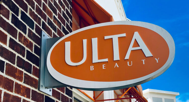Прибыль Ulta Beauty в первом квартале: вот почему акции ULTA подскочили, несмотря на сокращение прогнозов