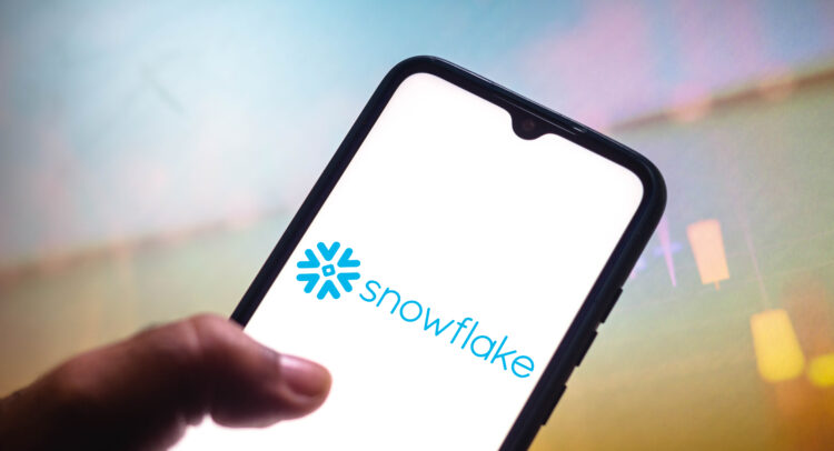 Snowflake (NYSE:SNOW): акции AI сильно недооценены