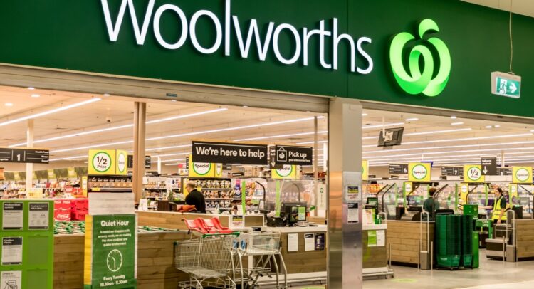 Австралийские акции: продажи Woolworths (WOW) в третьем квартале не впечатляют инвесторов