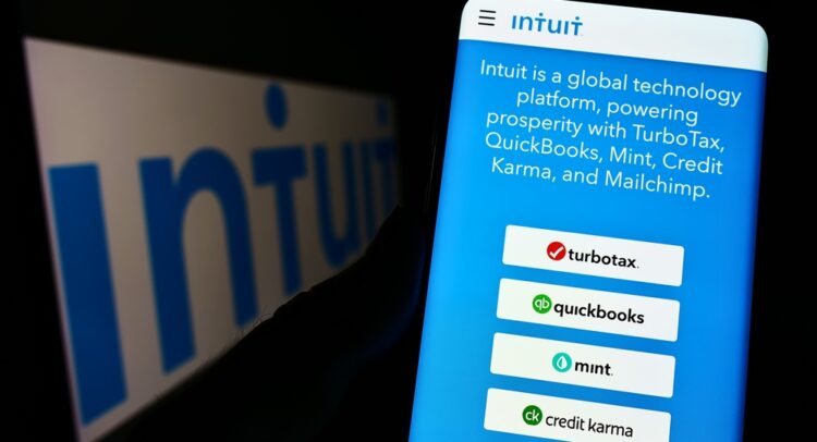Акции Intuit (INTU): аналитик Jefferies устанавливает максимальную цену после достижения и повышения в третьем квартале