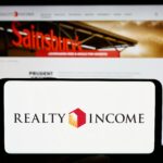 Realty Income Stock (NYSE:O): Will It Recover from Its Losses?