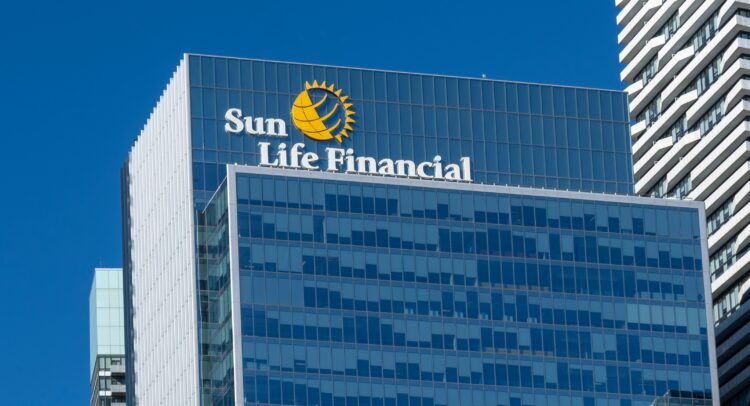 Прибыль Sun Life Financial (TSE:SLF) превысила показатели впервые за многие годы