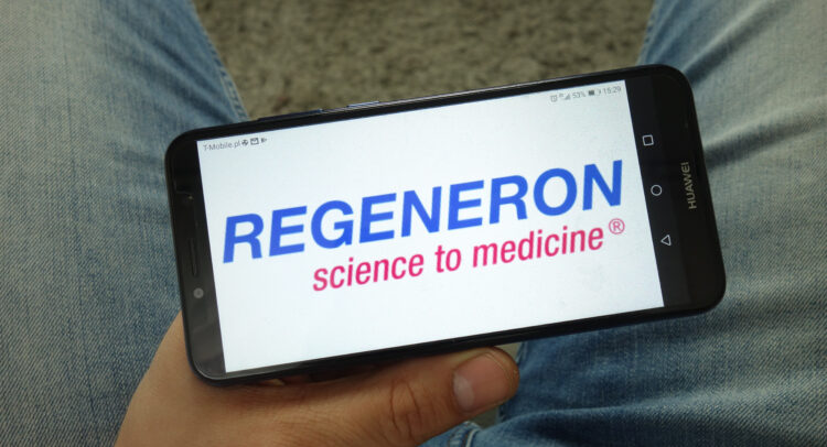 Regeneron (NASDAQ:REGN): Является ли этот претендент на дробление акций сильной покупкой?