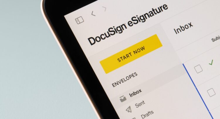 DocuSign (DOCU) Прибыль за первый квартал: чего ожидать