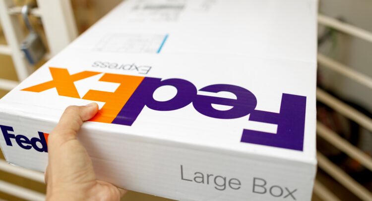 Предварительная прибыль FedEx (NYSE:FDX): вот чего ожидать