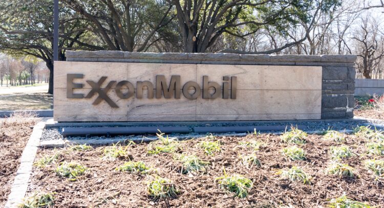 Investors Like the Sound of ExxonMobil’s (NYSE:XOM) Drilling Plans