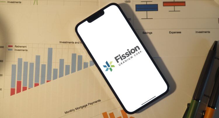 Fission Uranium (TSE:FCU) Hits Jackpot in Athabasca Basin, Shares Plunge