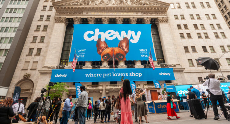 Chewy (NYSE:CHWY) Rises Amid Roaring Kitty Drama