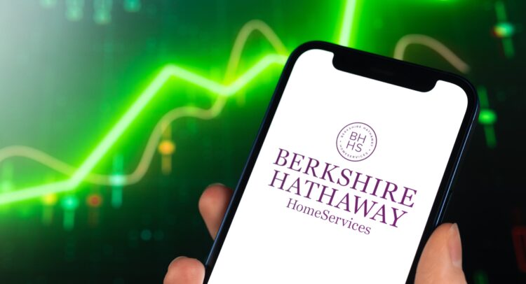 Berkshire Hathaway Stock (NYSE:BRK.B): How Much Higher Can It Go?