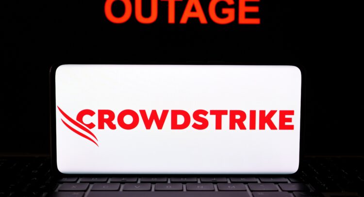 CrowdStrike Holdings (NASDAQ:CRWD): Still Vastly Overvalued at 65.8x Forward Earnings?