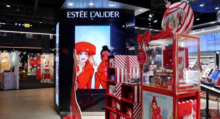 Estée Lauder (NYSE:EL) Pre-Earnings: Here’s What to Expect