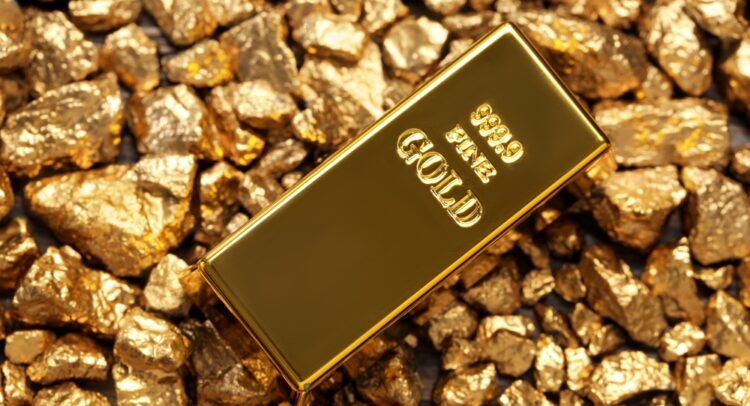 Western Investors Drive Gold to New Peaks