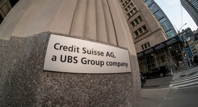 UBS превзошел прогнозы прибыли за второй квартал благодаря интеграции Credit Suisse