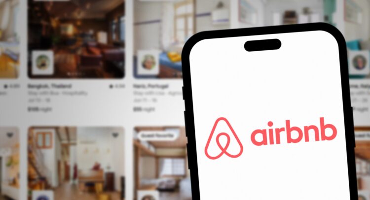 ABNB Earnings: Airbnb Tanks 14% on Soft Guidance