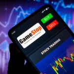 GameStop (NYSE:GME) Plunges as Turnaround Plans Are Not Working